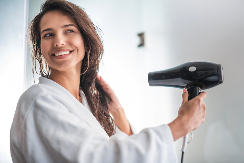 bien utiliser son sèche-cheveux